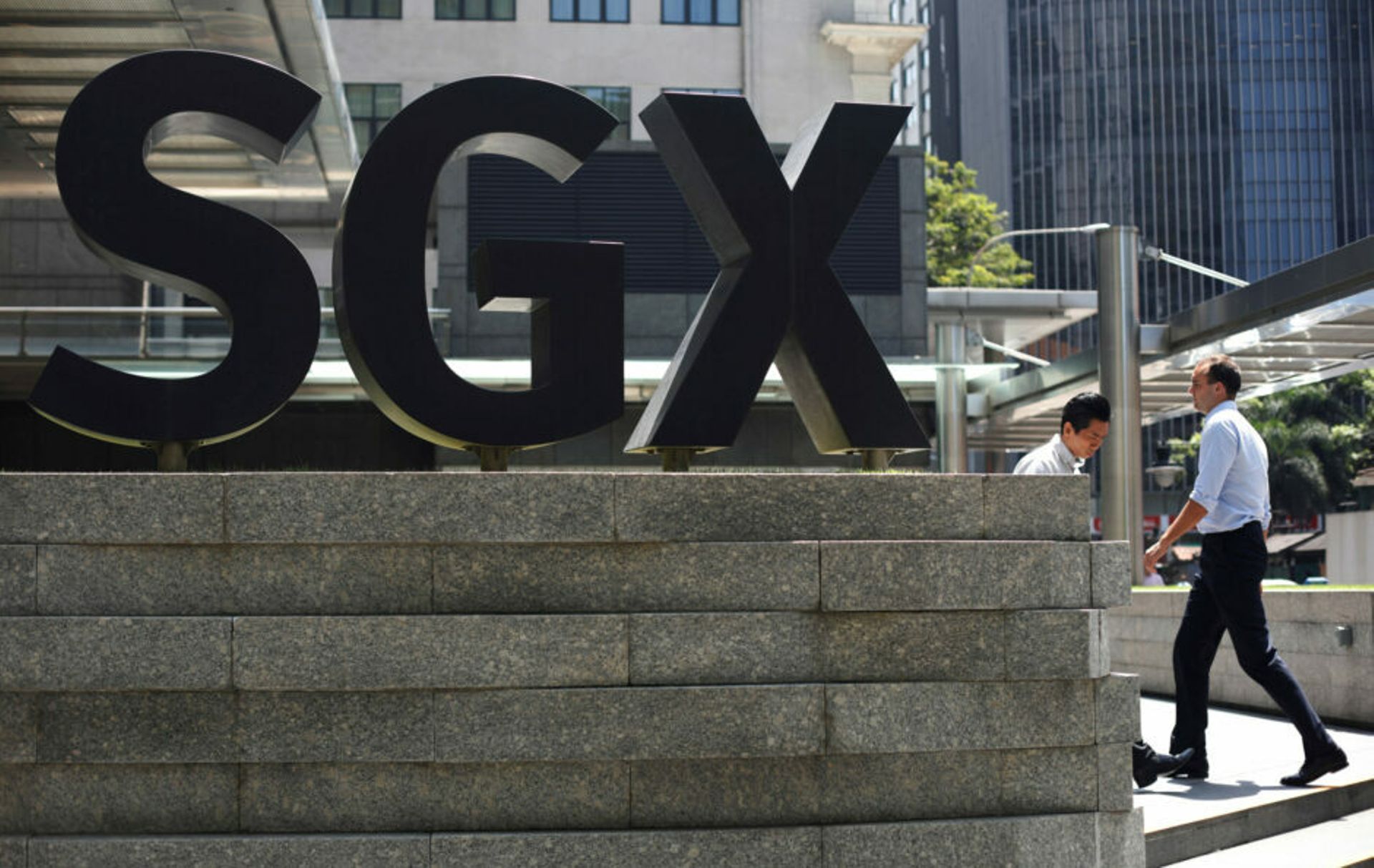 Singapore's move to offer trading in US stocks struggles to find takers